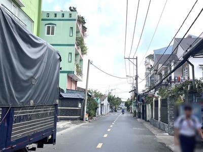 Bán gấp nhà mặt tiền linh đông   95m    đường 6m tránh nhau   gần phạm văn đồng   chỉ 5.6 tỷ 4