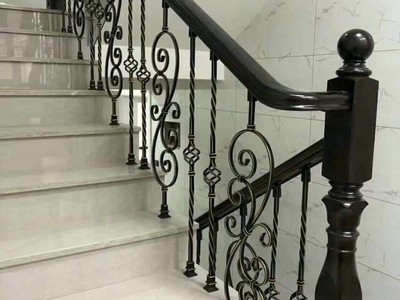 Mình cho thuê nhà mới, hai đường đi, xã đàn  vỉa hè 112m2  5t- 44 tr 1