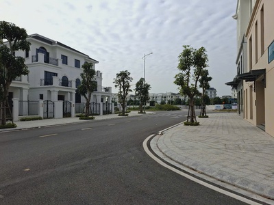Bán biệt thự 3 tầng sổ sẵn, view sông Mã nhận nhà ngay chỉ với 3 tỷ 6