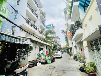 Nguyễn biểu quận 5-dtcn70m2 ngang 4.1x17.8m 2tầng sổ vuông 2023 cũ tiện xây mới 1