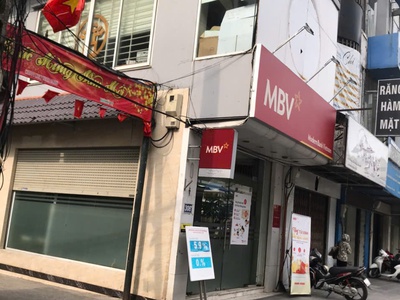 Cho thuê mặt bằng mặt phố 308d minh khai và mặt bằng 300m2 khu đầm trệ, lĩnh nam 0
