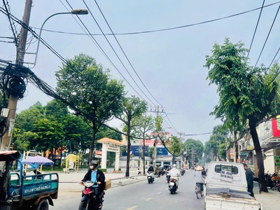 Bán nhà đẹp 4 tầng gần công viên làng hoa, phường 11, gò vấp, sát mặt tiền, chỉ 6 tỷ hơn thương 0
