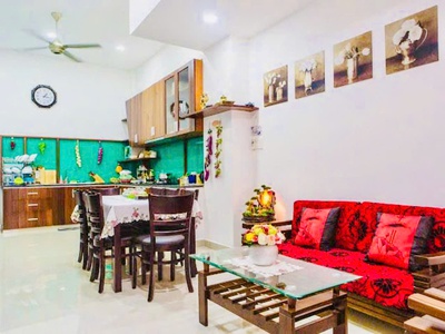 Bán nhà đẹp 4 tầng gần công viên làng hoa, phường 11, gò vấp, sát mặt tiền, chỉ 6 tỷ hơn thương 1
