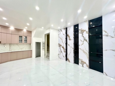 Bán nhà lô góc 3 mặt thoáng phố lương khánh thiện   nhà 5 tầng, đang cho thuê spa 25 triệu/tháng 2