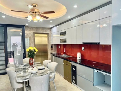 Nhà mới 7 tầng thang máy ô tô vào nhà trung tâm ngọc thụy 48m2,13.05 tỷ long biên. 3
