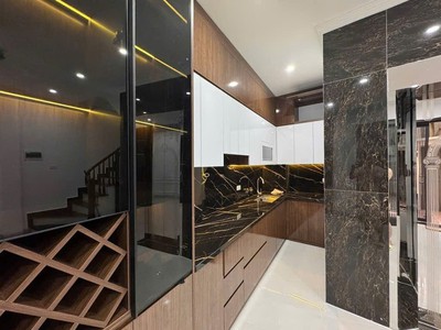 Nhà 6 tầng   ngõ 69 phạm văn đồng   thang máy   full nội thất 2