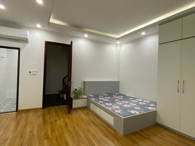 Bán nhà ngọc thụy - 30m  x 5 tầng - full nội thất - ô tô qua - 6.6 tỷ 0
