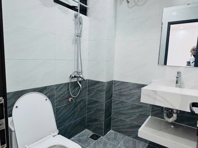 Bán nhà 6 tầng mới   trần cung   gần bệnh viện e 2