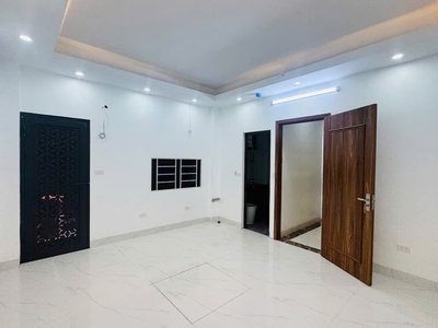 Bán nhà 6 tầng mới   trần cung   gần bệnh viện e 1