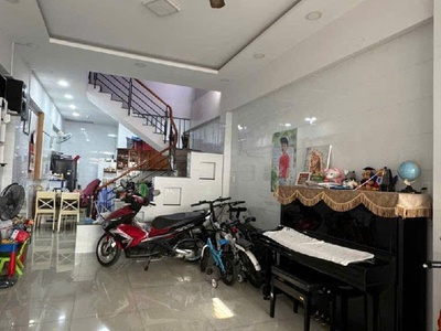 Bán nhà chính chủ - xe hơi đậu trước nhà - lý phục man - quận 7 4
