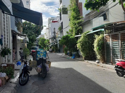 Bán nhà 1 trệt 1 lầu khu bàn cờ nha trang. 2
