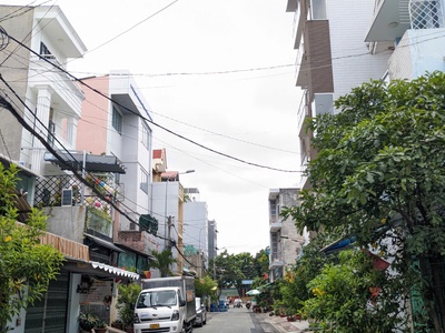 Bán nhà mtđường trần quang quá. ph hiệp tân, dt 8x20m. kc 1 lầu , shr , giá 18.5 tỷ tl 2