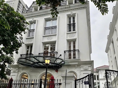 Bán bt đơn lập embassy garden - giá 188 tỷ - cho thuê dòng tiền 2tỷ/năm. 0