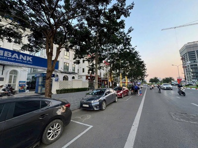 Bán bt đơn lập embassy garden - giá 188 tỷ - cho thuê dòng tiền 2tỷ/năm. 1
