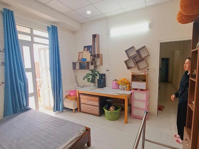 Nhà quận 12 - nhà 2 tầng,  4pn, 66m2  sổ riêng chỉ 2ty750 3