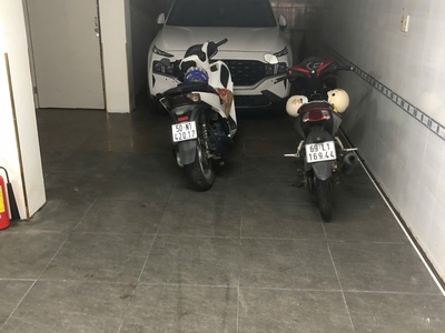 Siêu phẩm nhà khai thác dòng tiền   hẻm xe tải đẹp   giá bán chỉ 15 tỷ. lh:0988954579 6