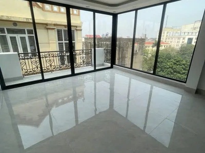 Nhà mới- đẹp ngõ 3 gác thông nở hậu thượng thanh 30m2 x 6 tầng,mặt tiền  6m, 6.5 tỷ long biên. 4