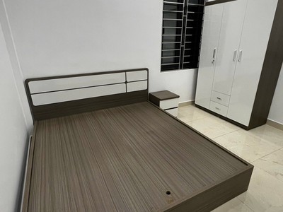 Cho thuê nhà riêng cực đẹp phố Văn Cao 4