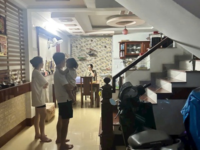 Nhà đẳng cấp 1 trệt 1 lửng 2 lầu giá mềm trong khu VIP huỳnh thị hai TCH gần nguyễn ảnh thủ 3