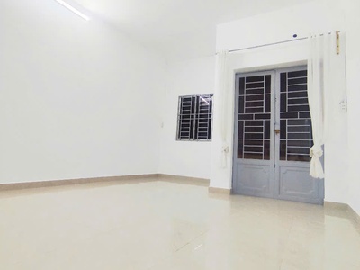 Nhà xinh mới sơn sửa rất đẹp 1 lầu đường 6m ô tô bon bon nguyễn ảnh thủ TCH q12 6