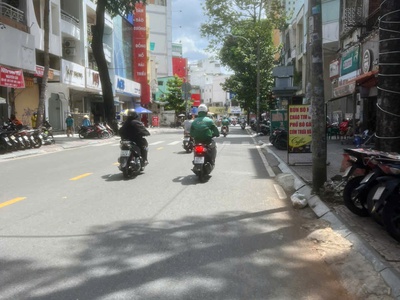 Chỉ 30 TỶ - Sở Hữu Nhà 2 Mặt Tiền Kinh Doanh Đắc Địa Trần Quang Khải, P. Tân Định, Quận 1 2