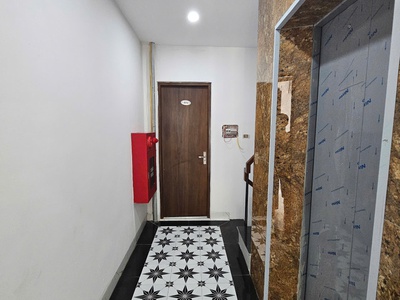 Chdv mạc thị bưởi 5 tầng/55m2   đối diện times city dòng tiền ổn định 50 55 triệu/tháng. thang máy 3