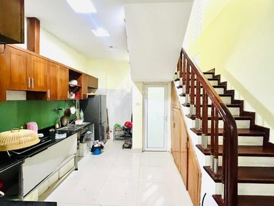 Bán nhà khương trung, ô tô đỗ cửa, thang máy, dt 48m2. 7,8 tỷ 0