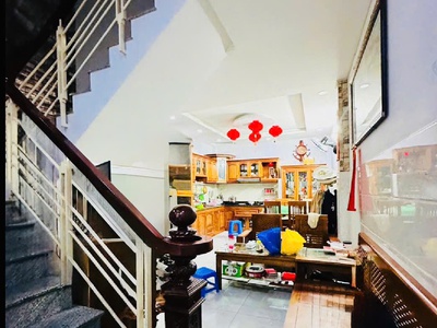 Hxh trung tâm tân bình   nhà 4 tầng   4pn   gần 50m . sổ a4. hoàn công đủ. chỉ 7.x t.ỷ 1