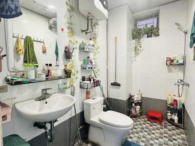 Bán chung cư việt hưng thang máy   căn hộ 2 ngủ   view thoáng   nội thất đầy đủ, sổ sẵn giao dịch 3