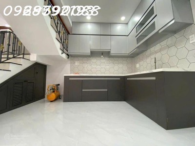 Bán nhà hẻm lũy bán bích   5 tầng   6pn   diện tích khủng   chỉ 5tỷxx 1