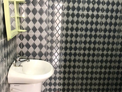 Nhà mới 4 tầng hẻm xe hơi đường bình tiên p7q6 .giá: 4.5 tỷ 4