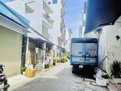 Hẻm 6m thông - sát aeon - nhà đẹp 2 lầu - ngang 4.2 nở hậu - giá mềm nhỉnh 7 0
