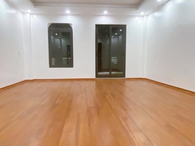 Bán tòa nhà giảng võ 60m 7 tầng thang máy ô tô 23 tỷ 1