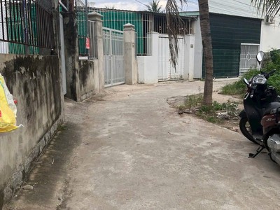 Cần bán đất đường sông đình giáp vĩnh ngọc, gần ubnd xã vĩnh ngọc. 1