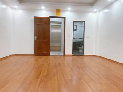 Bán tòa nhà giảng võ 60m 7 tầng thang máy ô tô 23 tỷ 2