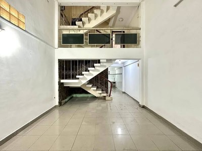 Nhà  đường lê văn sỹ quận phú nhuận phường 11. 1