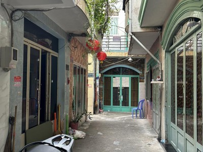 Trần xuân soạn, quận 7 - giá chỉ 3.2 tỷ - sổ hồng riêng hoặc nhà 2 tầng, 2 phòng ngủ, quận 7 - vị 1