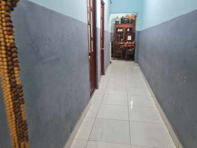Bán nhà 90m2 dĩ an,đường nhựa xe tăng đua thông thoáng,shr thổ cư 100 4