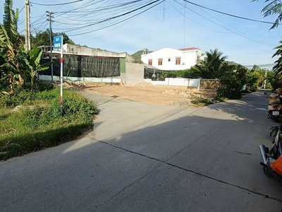 Bán lô đất 2 mặt tiền cực đẹp tại hòn nghê, vĩnh ngọc. 1