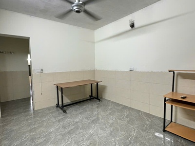 Cho thuê nhà riêng 2 tầng trong ngõ 464 đường Bưởi, Ba Đình, Hà nội 3