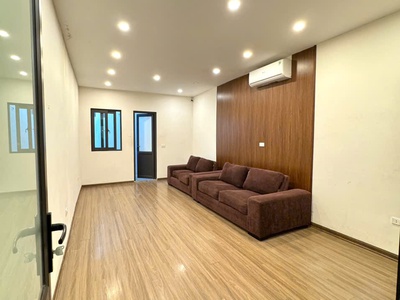Cho thuê nhà riêng 2 tầng trong ngõ 464 đường Bưởi, Ba Đình, Hà nội 4
