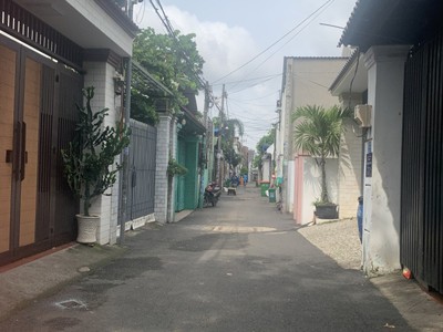 Bán nhà 3 tầng linh xuân thủ đức   120m  có sân rộng   giá 6.9 tỷ 3