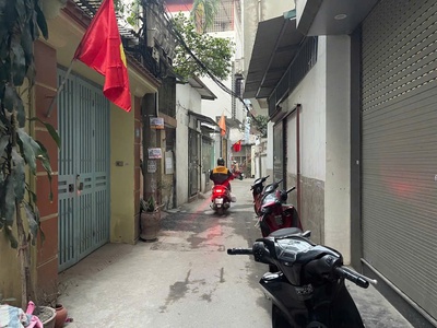 Đáng chú ý  bán nhanh nhà tân mai, nguyễn chính - q. hoàng mai. 23m 4 tầng. sđcc chỉ 2 tỷ 98 0