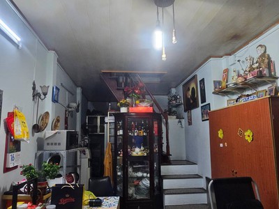 Khu vip nguyễn trọng tuyển   42m2   2 tầng   sân trước rộng thoáng chỉ 3.7 tỷ tl 1