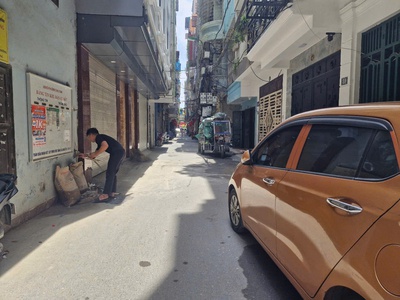 Bán nhà kinh doanh buôn bán nguyễn xiển thanh xuân, 31m x 7 tỷ 8. 2