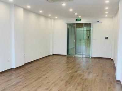 Bán nhà trung tâm quận nam từ liêm 9 tầng mới xây thang máy 4 mặt thoáng kinh doanh- văn phòng giá 3