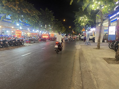 Bán nhà mặt tiền 12x27m giá 19,9 tỷ đường song hành 2