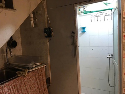 Cho thuê nhà 2 tầng phố Bạch Mai, gần Đại học Bách khoa Hà nội 0
