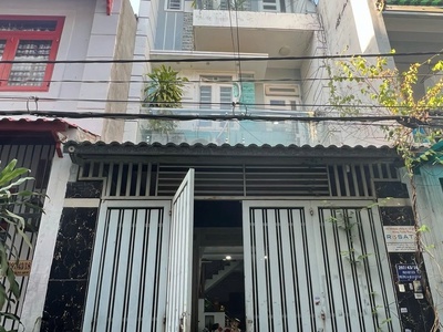 Nhà mới 4pn   5wc   vị trí đắc địa ngay siêu thị emart phan huy ích 0