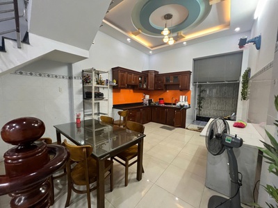 Nhà mới 4pn   5wc   vị trí đắc địa ngay siêu thị emart phan huy ích 2